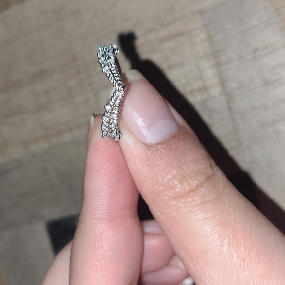 Sterling Silver Ring Size 8 - Picture 2 of 5